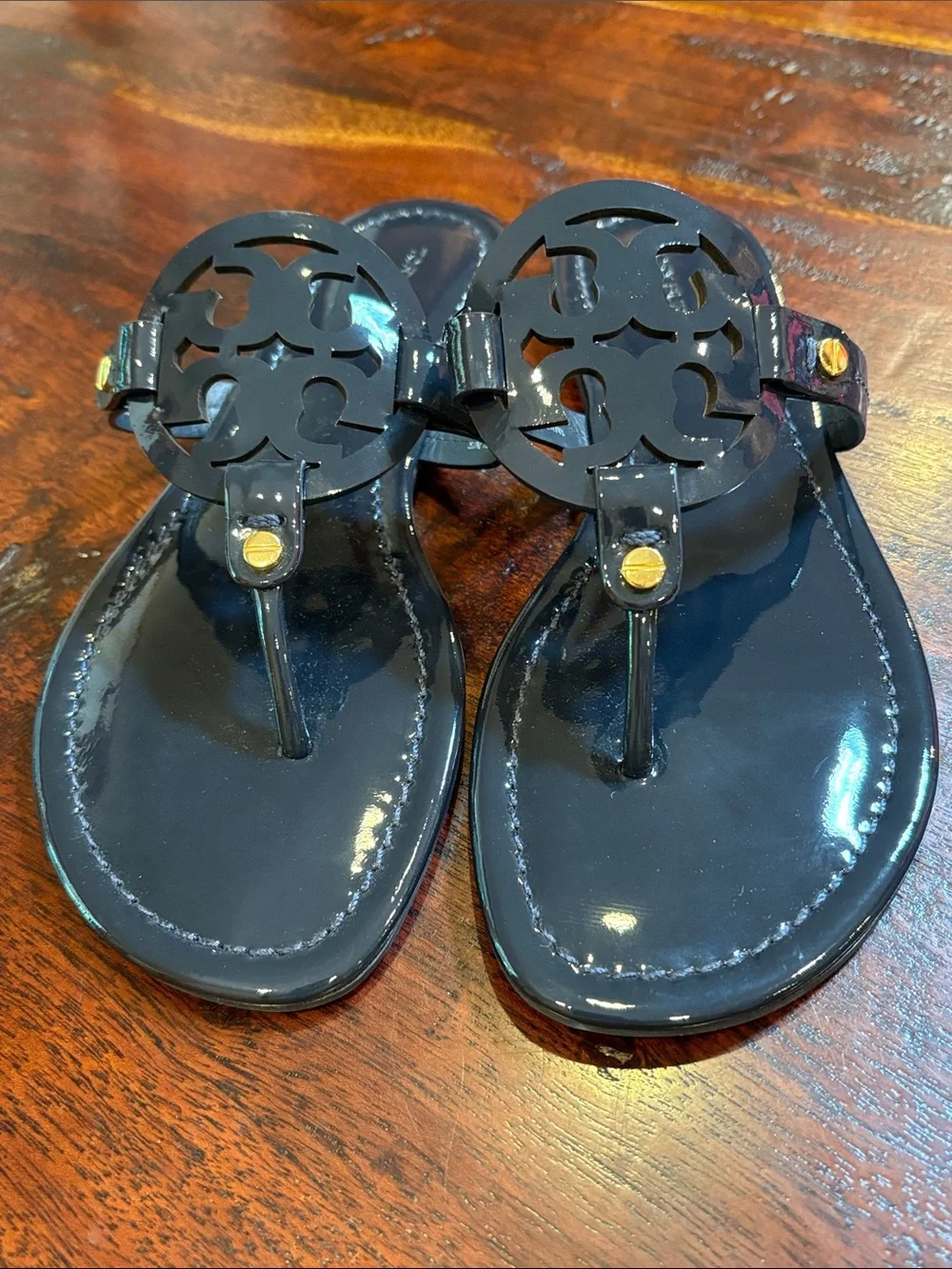Tory Burch Miller Sandals Dark Navy Blue Patent Leather size 7 - Picture 8 of 9